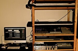 Read more about the article Unveiling the Complexity of Electronic Music: Beyond the Button Presses